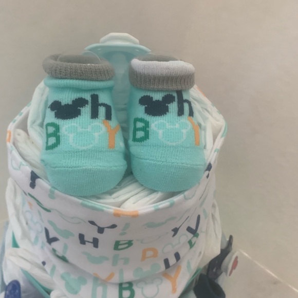 New Mickey Mouse diaper cake.50 diapers, 3 bibs, 2pair of socks 3 pacifiers - Picture 12 of 12